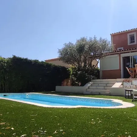 Maison Familiale Avec Piscine 7 Personnes Villa *