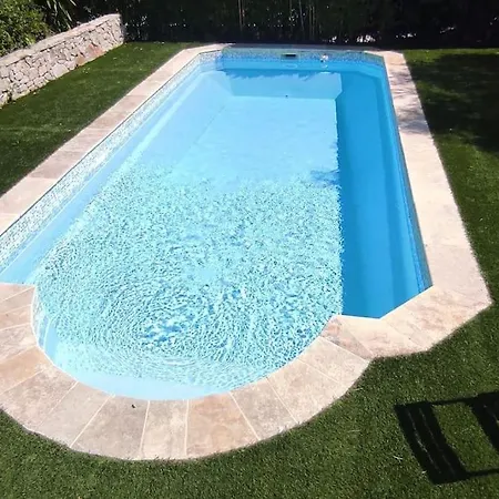 Villa Maison Familiale Avec Piscine 7 Personnes *